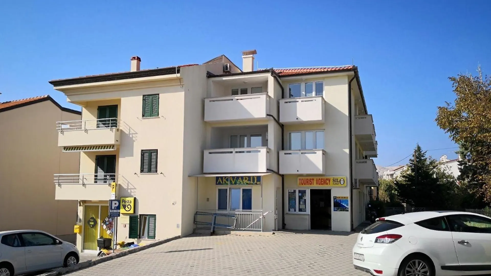 Modern Eingerichtete Apartment Fuer 4 Personen Ideal Fuer Famillien Mit Kinder Im Zentrum Von Baska Croatia